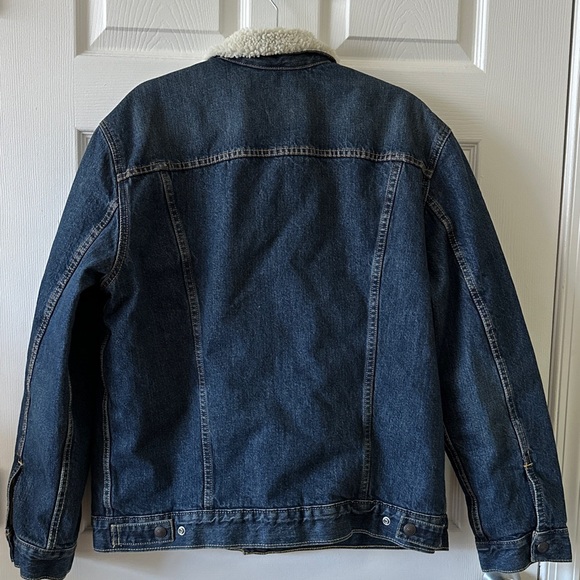 Levi’s Denim Sherpa Trucker Jacket, Dark Blue, Size XL - Picture 11 of 16